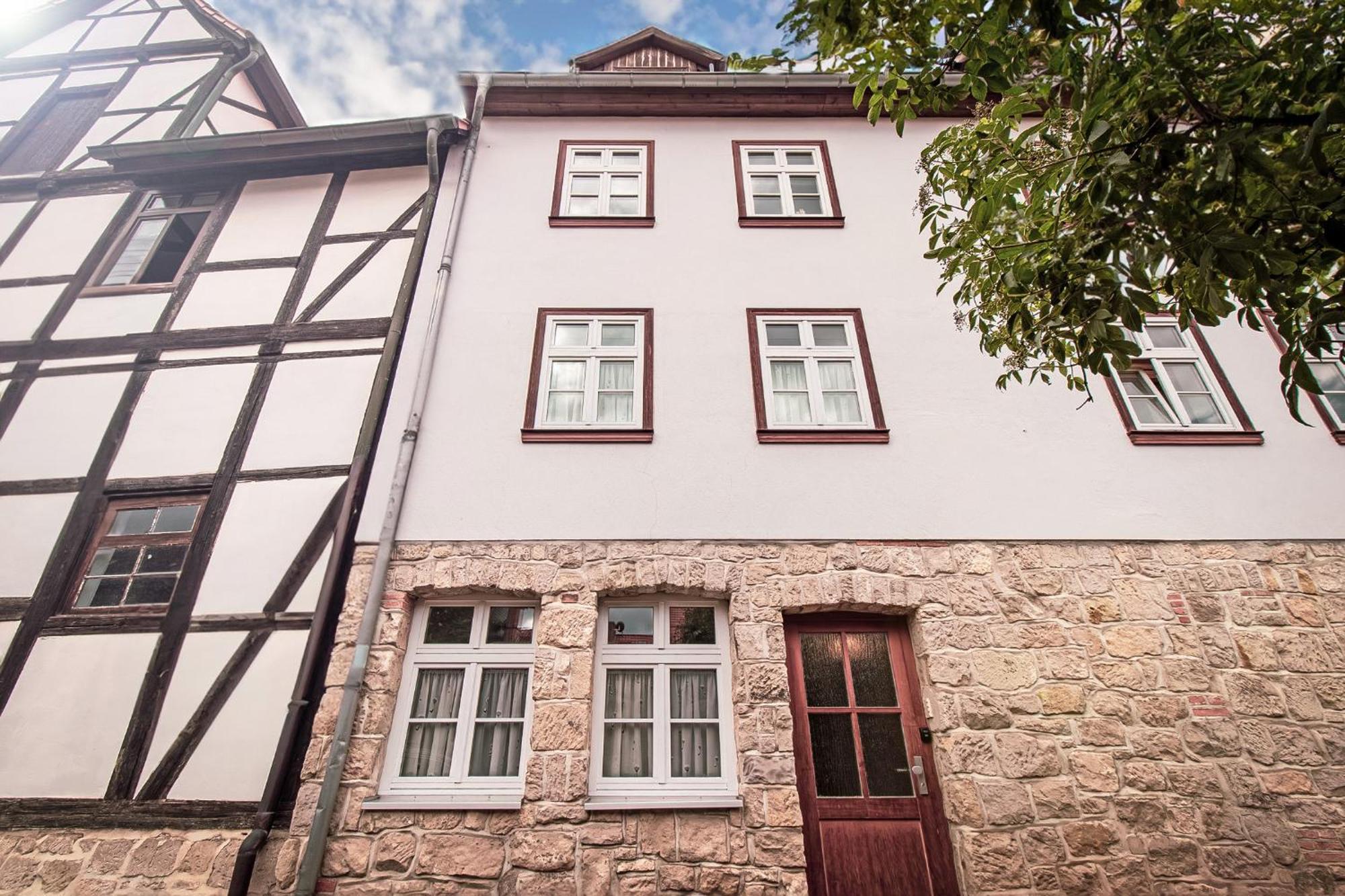 Ferienhaus Im Altstadtgaesschen Mit 3 Badezimmern Quedlinburg Exterior foto